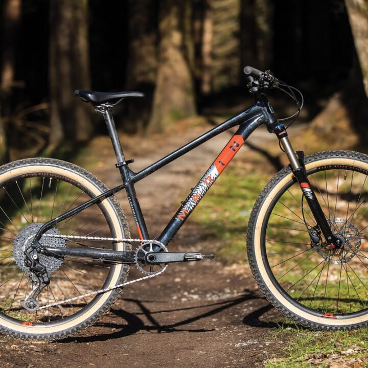 Marin Bobcat Trail 5 - Trail Hardtail (Gloss Black)