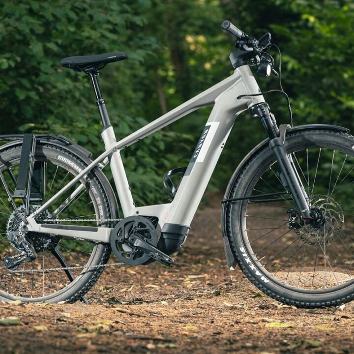 Canyon Pathlite:ON 9 LTD SUV - Electric Trekking SUV (Stealth Black)