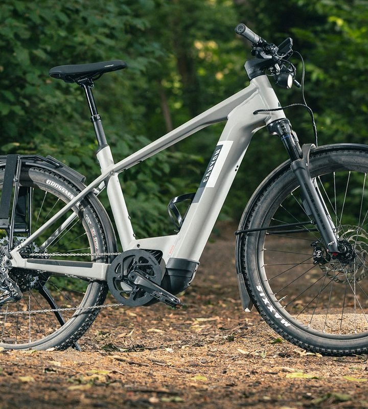 Canyon Pathlite:ON 9 LTD SUV - Electric Trekking SUV (Stealth Black)
