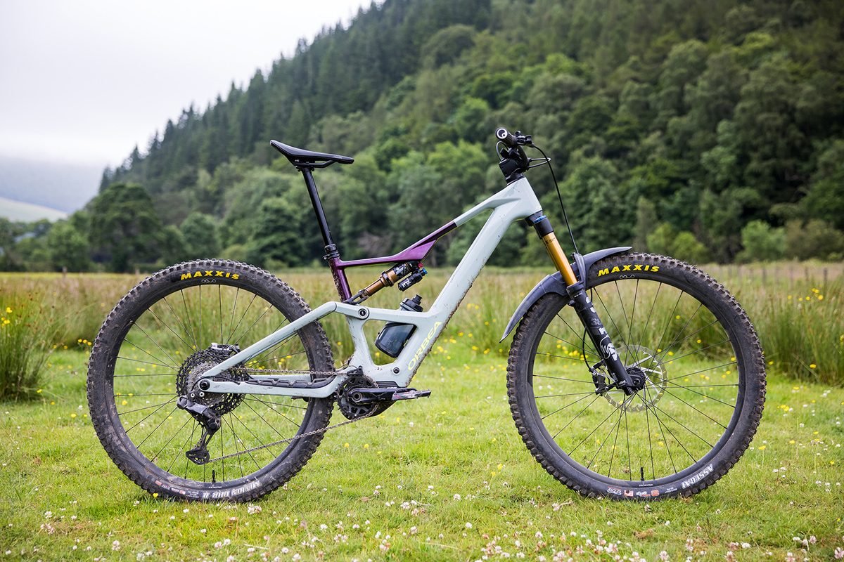 Orbea Rise LT M-Team - Lightweight Long-Travel E-MTB (Halo Green)
