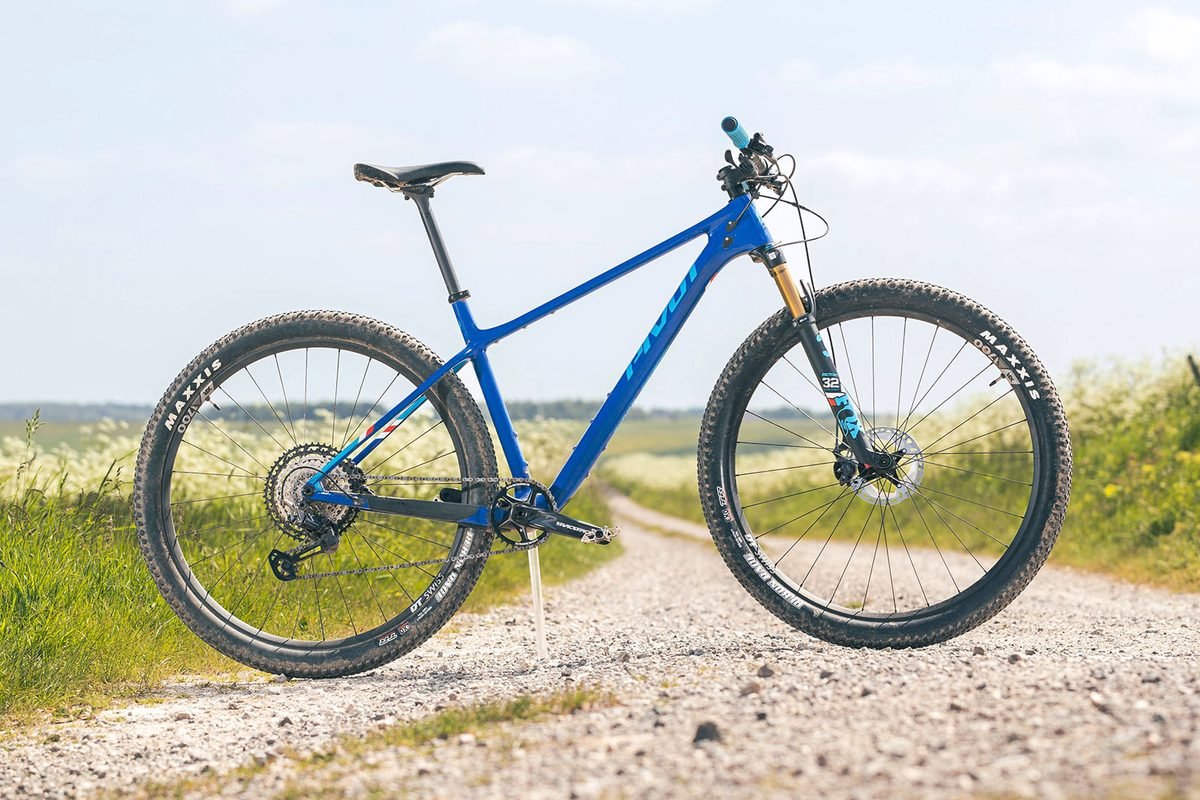 Pivot LES SL 29 Pro XT/XTR - Carbon XC Race Hardtail (Volcano)