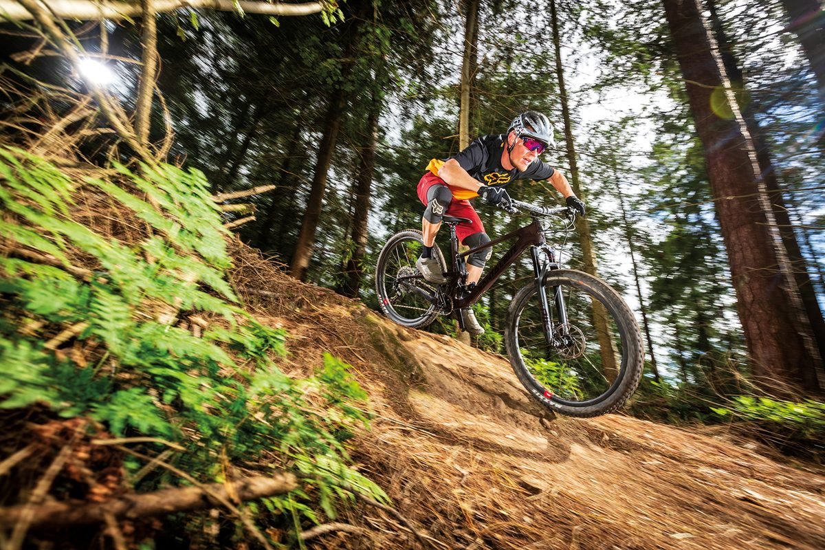 Santa Cruz Bullit X0 AXS RSV - Long-Travel E-MTB (Black) - Image 4