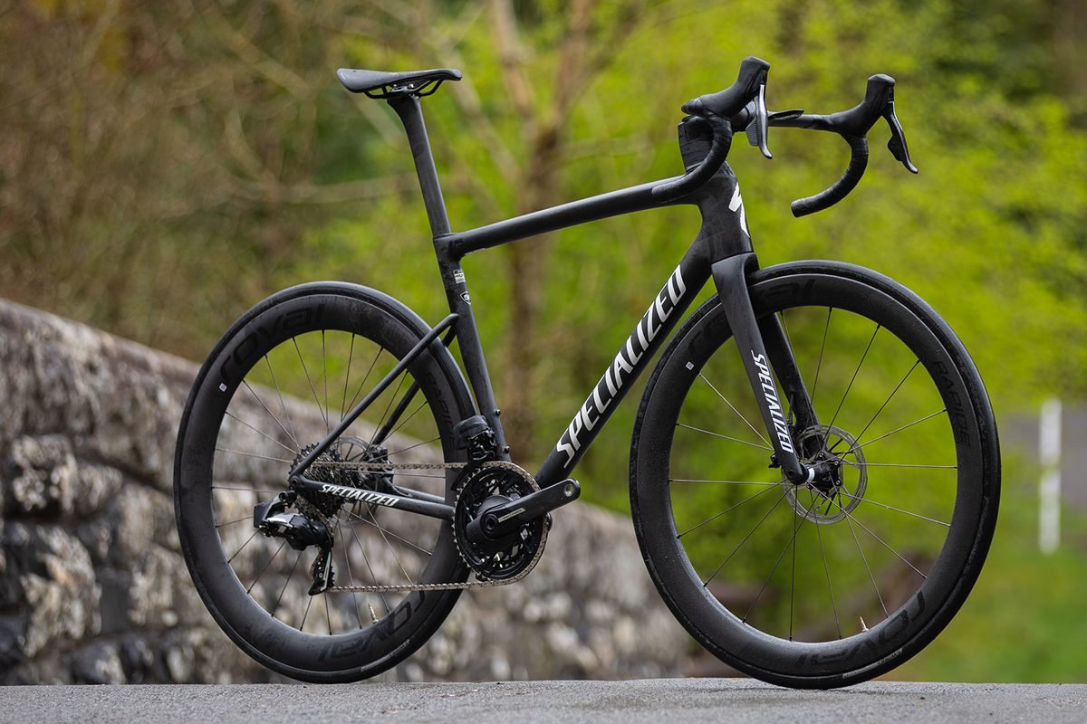 Specialized Tarmac SL8 Comp Ultegra Di2 - Carbon Race Road (Gloss Metallic Obsidian)