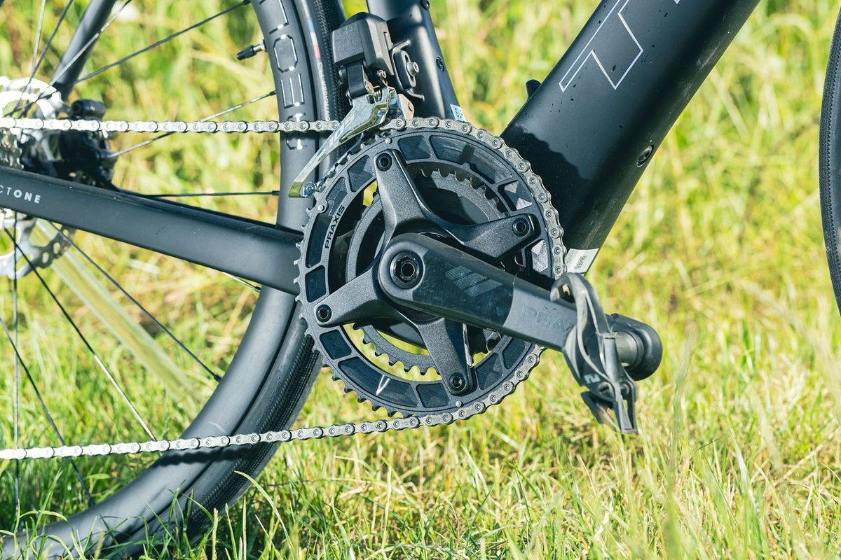 Trek Domane+ SLR 6 AXS - Electric Road (Crystal Pearl White) - Image 3