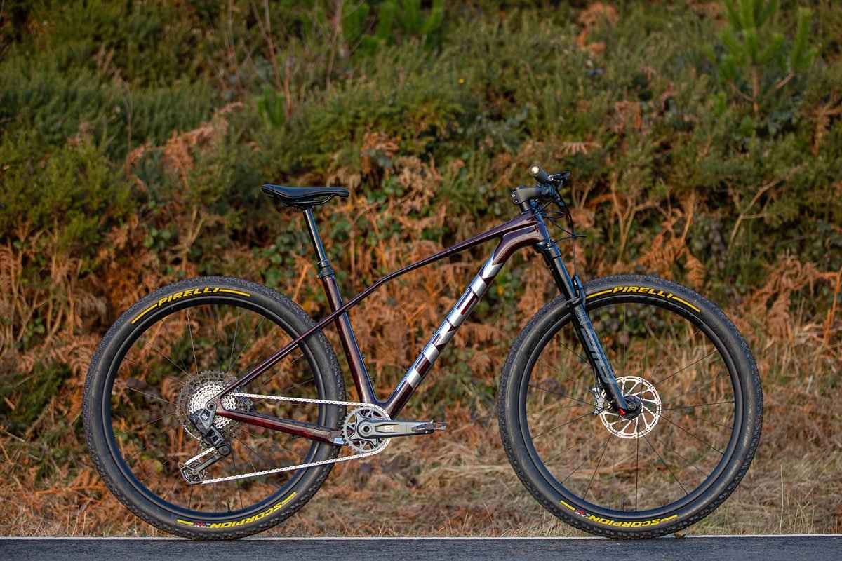 Pivot LES SL 29 Pro XT/XTR - Carbon XC Race Hardtail (Volcano) - Image 4