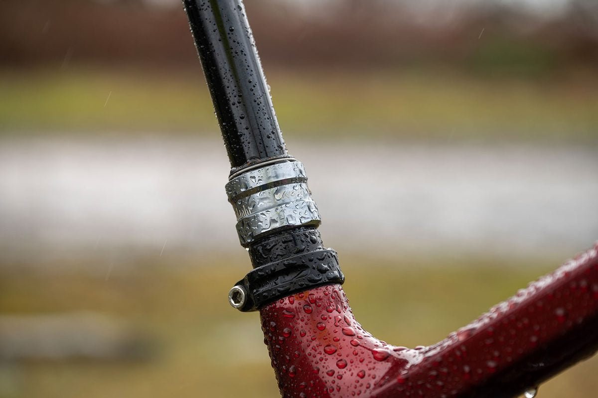 Vitus Sommet 297 CRX - Carbon Enduro MTB (Anthracite) - Image 2