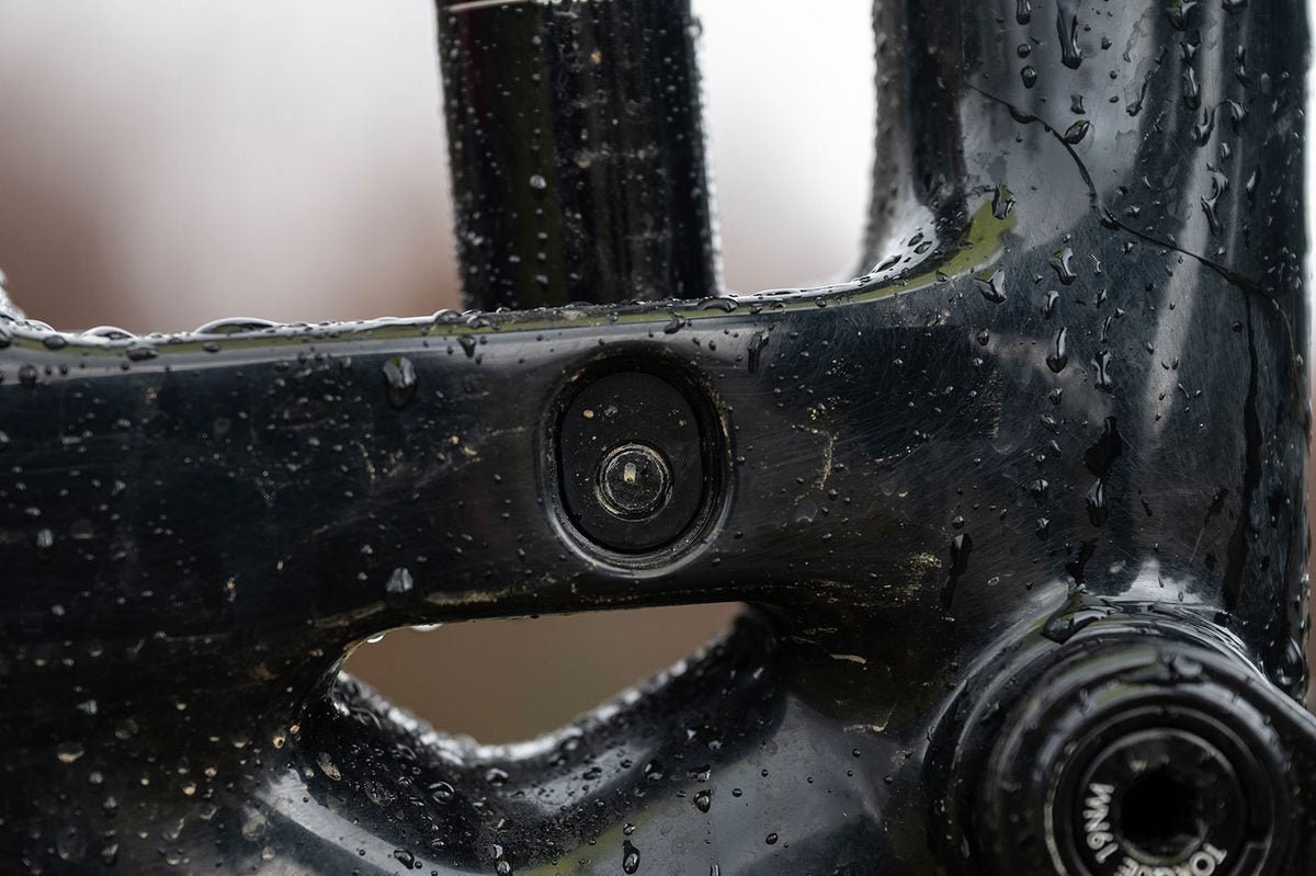 Vitus Sommet 297 CRX - Carbon Enduro MTB (Anthracite) - Image 6