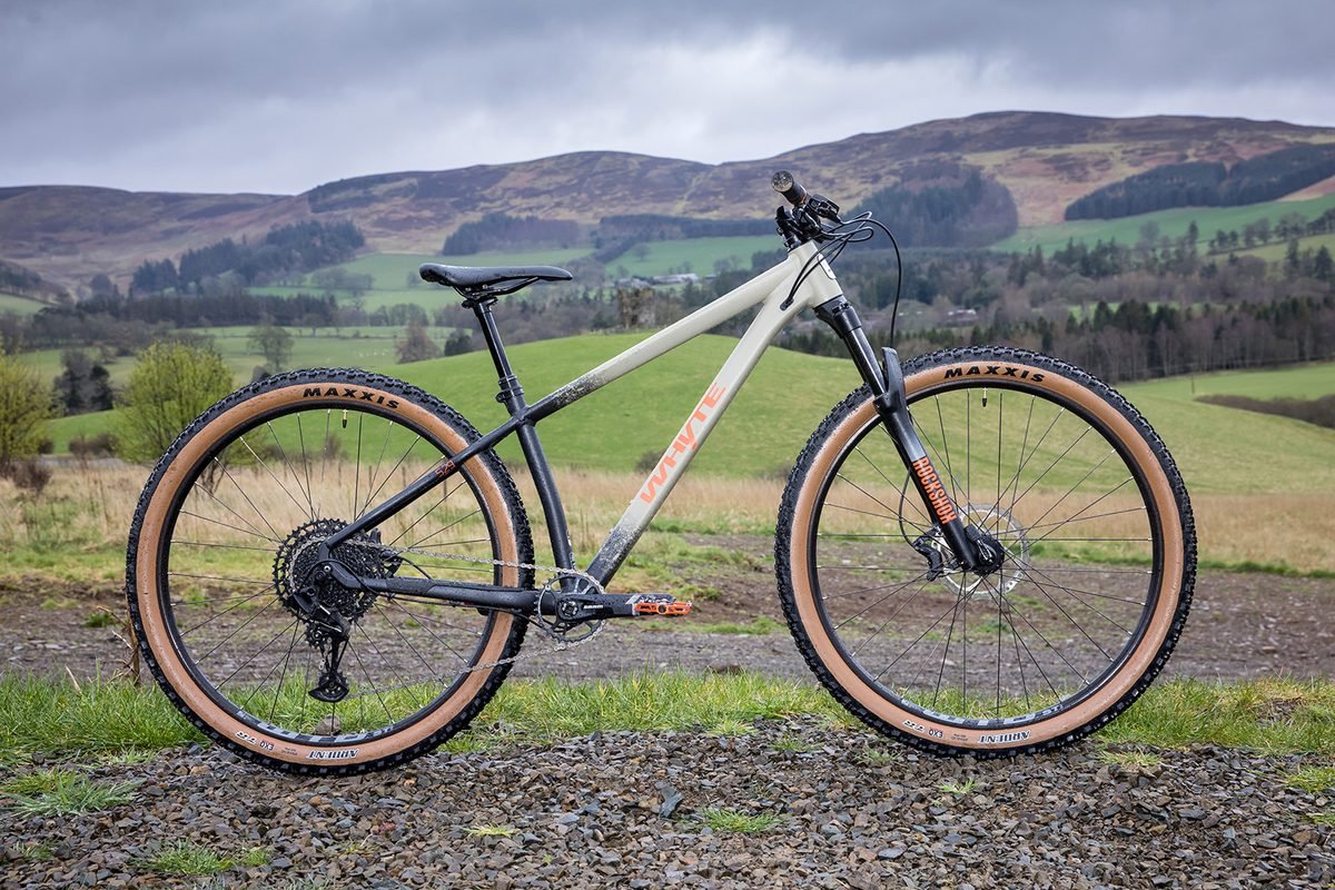 Calibre Rake 29 - Entry XC Hardtail (Charcoal) - Image 5