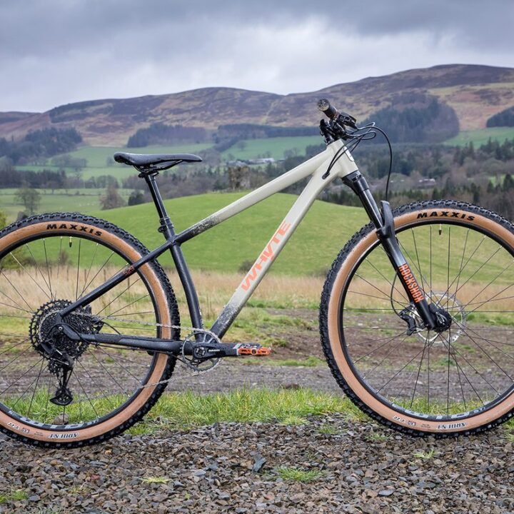 Whyte 529 - Trail Hardtail (Stealth Blue)