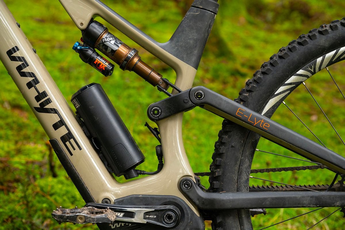 Whyte E-Lyte 150 RS Works - Lightweight Full-Sus E-MTB (Matt Granite) - Image 5