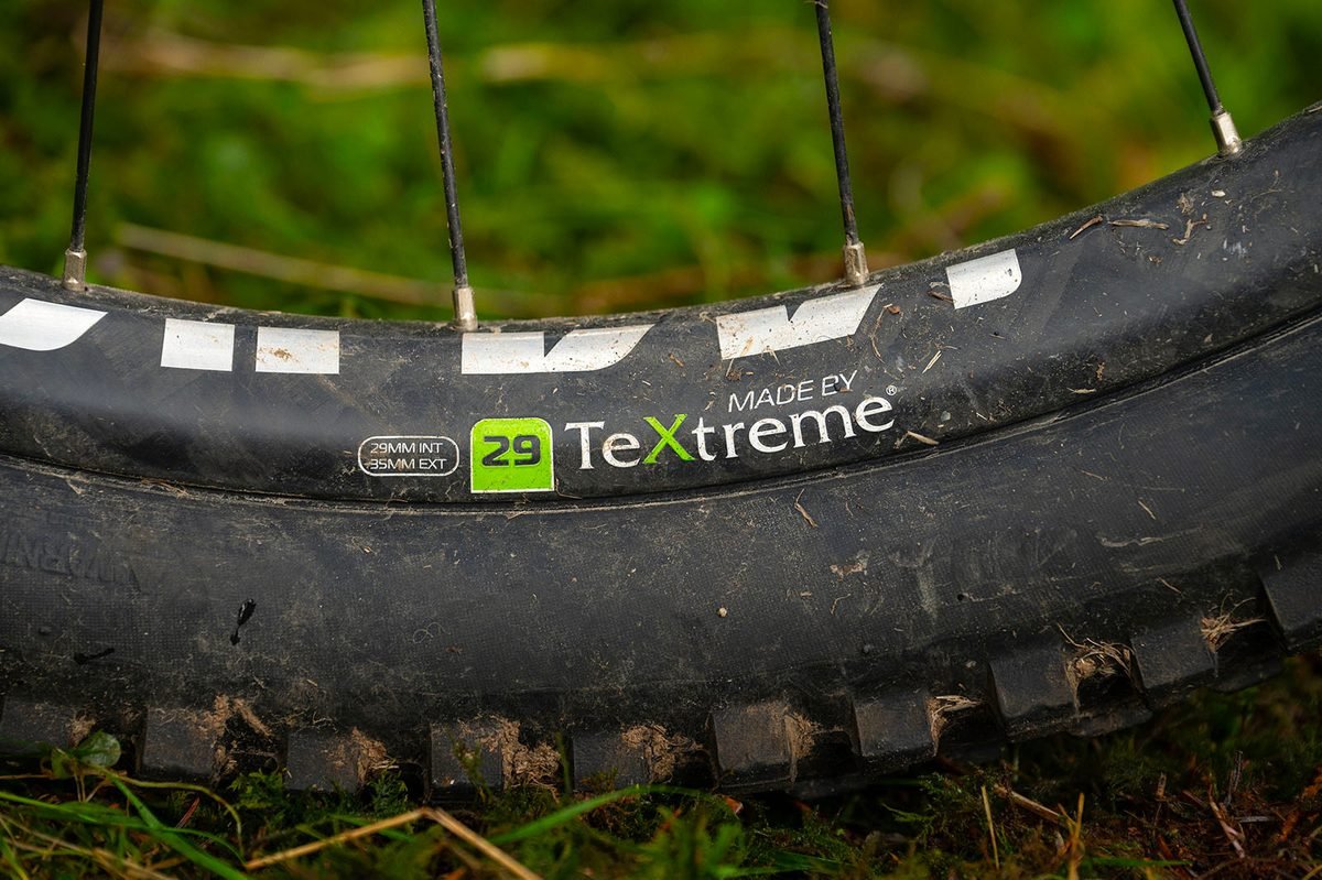 Whyte E-Lyte 150 RS Works - Lightweight Full-Sus E-MTB (Matt Granite) - Image 7