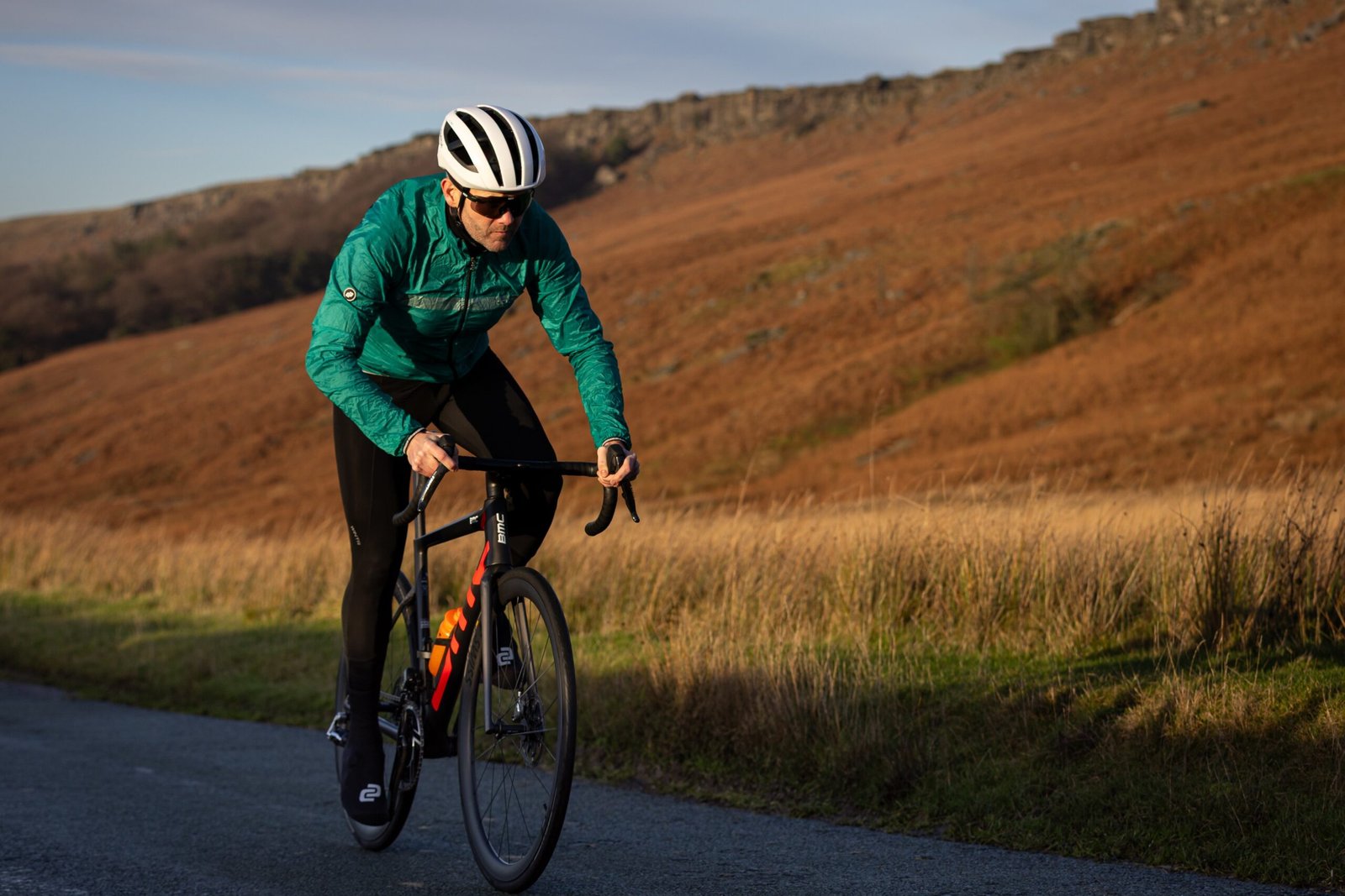 BMC Teammachine SLR Six - Swiss Carbon Race Road (Carbon / Neon Red) - Image 7