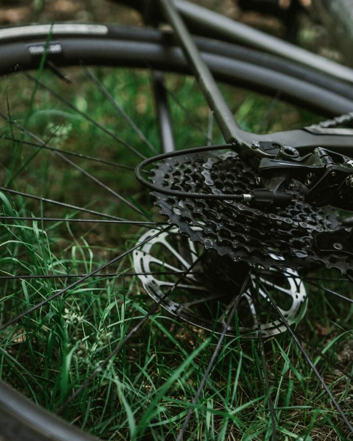 Spoke & Sprocket Brindle GR-1 Carbon Gravel Bike - detail